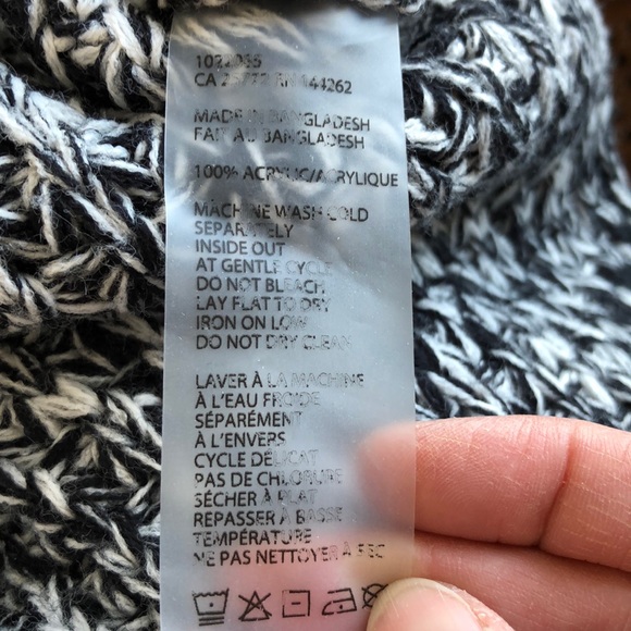 ‘Devoted’ long black/white sweater - Picture 6 of 9